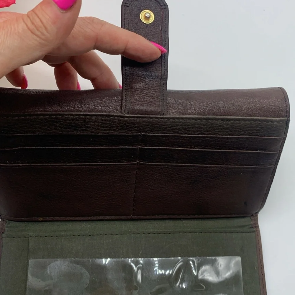 Wilsons Leather Chocolate Brown Wallet Standard Size